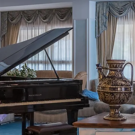 Vina Del Mar Pineta Hotel 4*