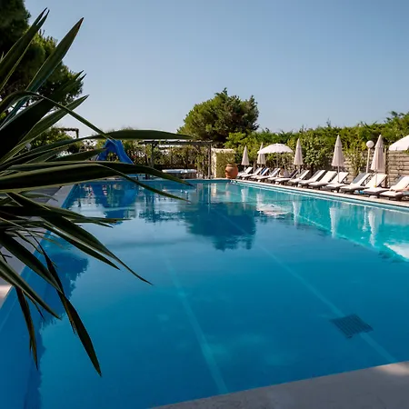 Vina Del Mar Pineta Szálloda 4*