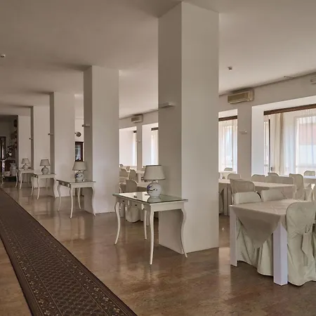 Szálloda Vina Del Mar Pineta Lido di Jesolo