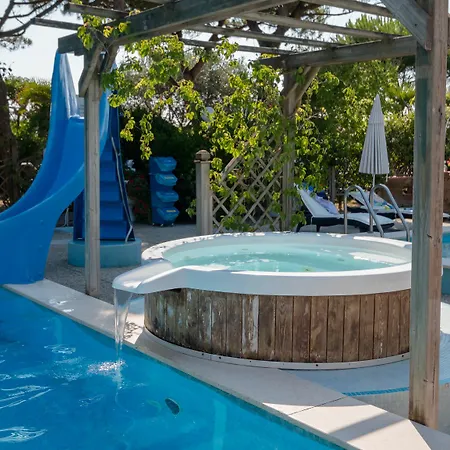 Vina Del Mar Pineta Hotel 4*